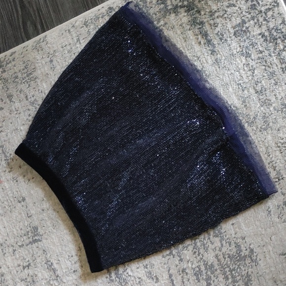 Free People Dresses & Skirts - FREE PEOPLE Wild Child sequin navy mini skirt 8